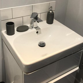 University Accommodation Cleaning Bow Common E3